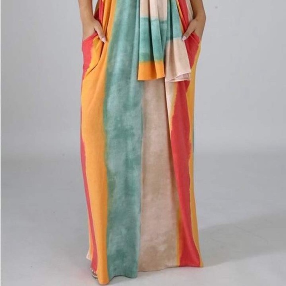 Striped Maxi Dress - Picture 6 of 6